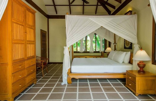 Nuea Khlong Villa | Luxury 4 Bedroom Pool Villa Baan Sharmar !!