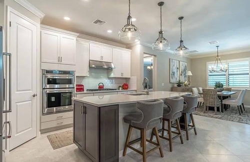Naples House | Luxury 4BR/3BA Modern Home in Naples with Private Pool - Perfect for Snowbirds!