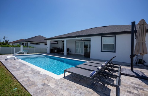 Burnt Store House | Luxury 4BR Entertainment house w/Pool and Boat/RV parking
