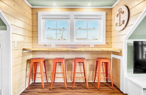 Cape Porpoise House | Luxury 5 Bed 4 1/2 Bath - Family Friendly, walk to town, close to beaches