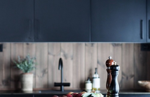 Møre og Romsdal Cabin | Luxury 5-Bedroom Chalet Near Geirangerfjord with Sauna and Mountain Views