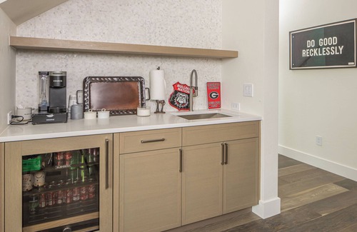 Spanish Peaks House | Luxury 5-bedroom SP Townhome with Hot Tub & Mountain Views