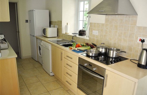 Helston Cottage | Luxury 5-star cottage near the Cornish coast on the Bonython Estate, Lizard Peninsula