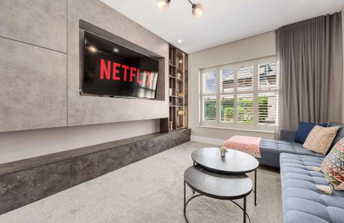 Didsbury House | Luxury 5 Star Didsbury Home by City SuperHost