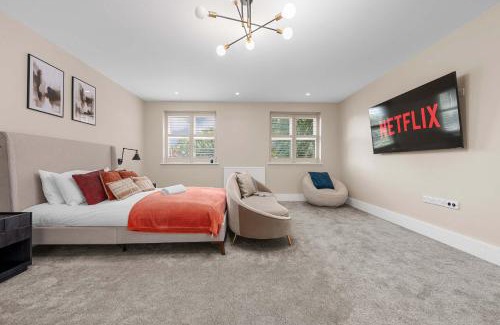Didsbury House | Luxury 5 Star Didsbury Home by City SuperHost