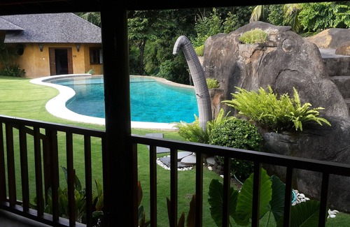 Kediri House | Luxury 6BR Villa With 18meters Pool! Billiard, Home Cinema Etc.