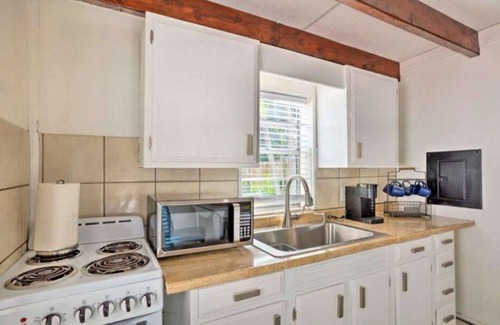 Boynton Beach House | Luxury 8 Bedroom 6 Bath Mini Resort with Pool in Backyard Tropical Paradise!