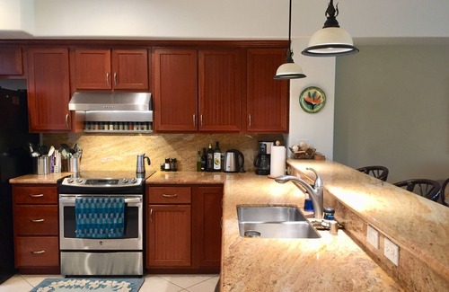 Waikoloa Villa | Luxury accommodations, discounted golf and beautiful sunsets year round.