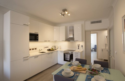 Carre d'Or Apartment | Luxury air-conditioned apartment in Carré d’Or, 200m from beach, 2 balconies