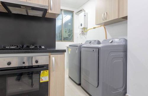 Urbanizacion Eliana Condo | Luxury Airport Penthouse - 3 BD 2 BA Suite + Rooftop Pool