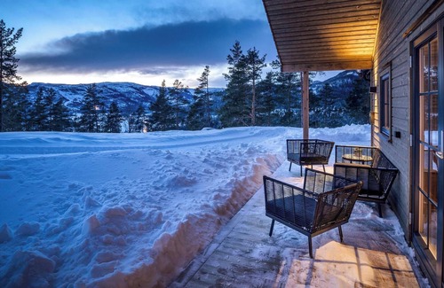 Vradal House | Luxury and spacious lodge for 8 people with modern furnishings and a beautiful location.