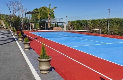 Baena Villa | Luxury Andalusian Villa | El Balcon | 7 bedrooms | Tennis Court | Pool Table | Baena