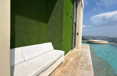 El Cabrero Apartment | Luxury Apartment on 21th Floor