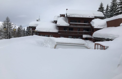 Plagne 1800 Apartment | Luxury apartment 200m2, 6 bedrooms 12 persons, heated swimming pool