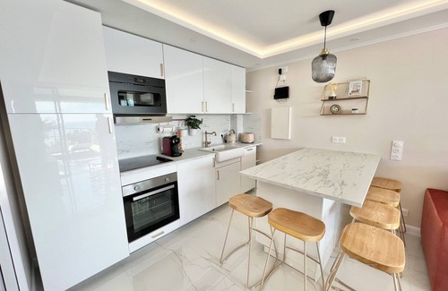 Cap d'Ail Apartment | Luxury apartment AC sea view 5min to Monaco ! Overflowing swimming pool