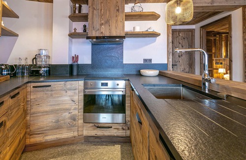Val-d'Isere Apartment | Luxury apartment with pool, WiFi, and parking in Val-d'Isère