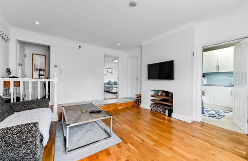 Maidenhead Apartment | Luxury Apartment with parking Central Maidenhead