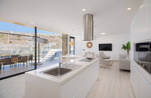 Puerto Rico Apartment | Luxury apartment with terrace, private swimming pool and views