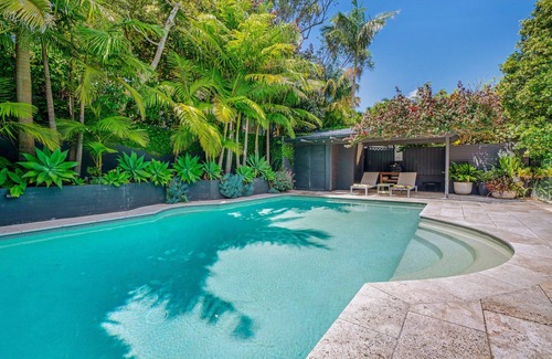 Avalon Beach House | Luxury Avalon Beach house - short walk to beach.