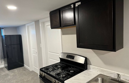Lochearn Apartment | Luxury Basement Space Lochearn