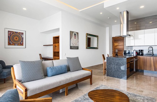 Mismaloya Condo | Luxury bayfront condo with amazing views, pool & spa