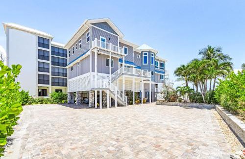 Fort Myers Beach House | Luxury Beach Front Pool Home in Paradise! home