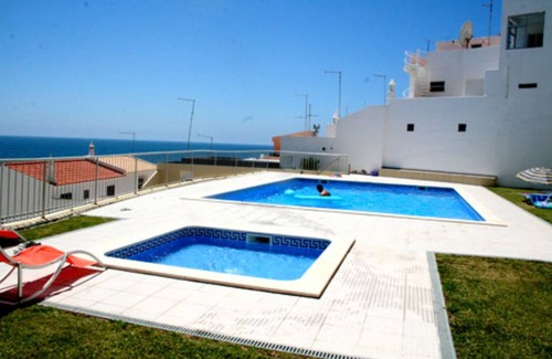 Olhos D'Agua Apartment | Luxury Beach-side Apartment with Swimming Pool and Beautiful Sea Views