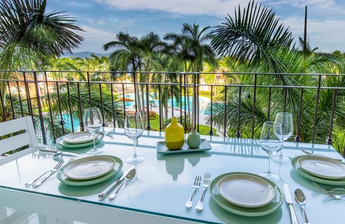 Marina Vallarta Condo | Luxury beachfront condo in Porto Fino, bonus studio, private beach, pool.
