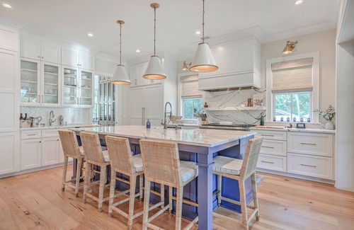 Seabrook Island House | Luxury Beachhome Infinity Pool Chefs Kitchen Elevator