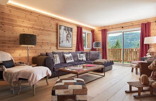 Saint-Etienne-de-Tinee Ski Chalet | LUXURY CHALET IN AURON