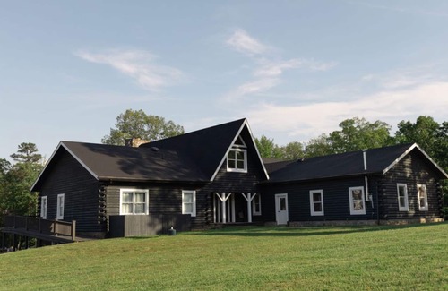 Fort Valley House | Luxury Cabin Getaway in the Blue Ridge Mountains