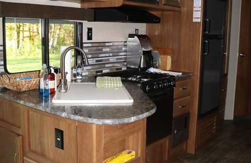 Marblemount House | Luxury Cascade River Camping - Gateway to North Cascades National Park