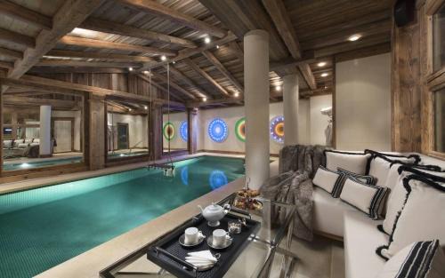 Courchevel Villa | Luxury Chalet Grande Roche Courchevel1850