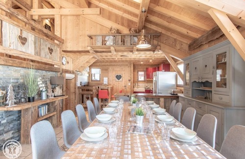 Le Praz de Lys Ski Chalet | Luxury chalet in the middle of the ski slopes