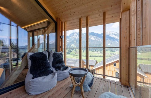 Haus im Ennstal Ski Chalet | Luxury chalet with pool and sauna by the ski lift