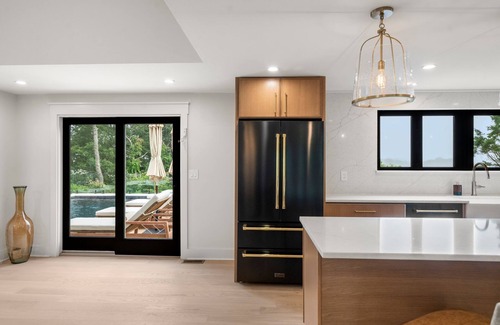 West Chatham House | Luxury Coastal Retreat Overlooking Buck's Creek and Nantucket Sound — Pool, Hot Tub, Outdoor Kitchen