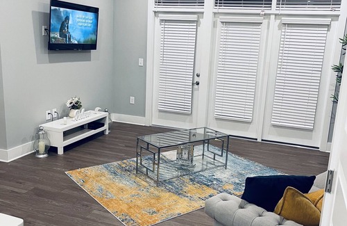 North Decatur Condo | Luxury condo in Decatur , Atlanta