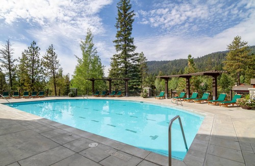 Tamarack Resort Condo | Luxury Condo|Ski In/Out|Gas fireplace and patio