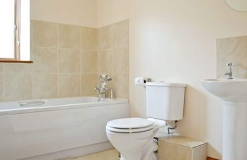 Carmarthen House | Luxury Converted Barn near Carmarthen - sleeps 4