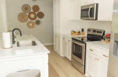 Sulphur House | Luxury Cottage in Sulphur, Okla- come visit this completely renovated property!