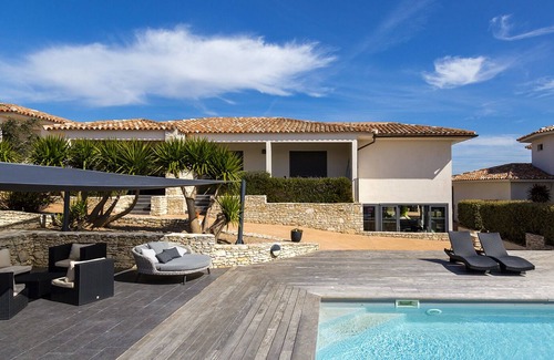 Bonifacio House | Luxury country mini-villa (T3) with heated pool L'Albitru