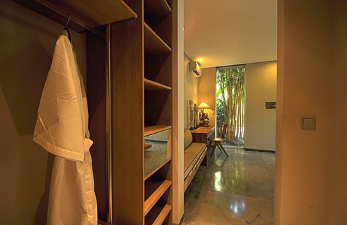 Munggu House | Luxury Designer Villa in A+ Location Berawa Bali