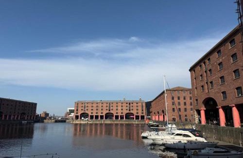 Liverpool City Centre Apartment | Luxury Double Liverpool City Centre Penthouses 8 Guests