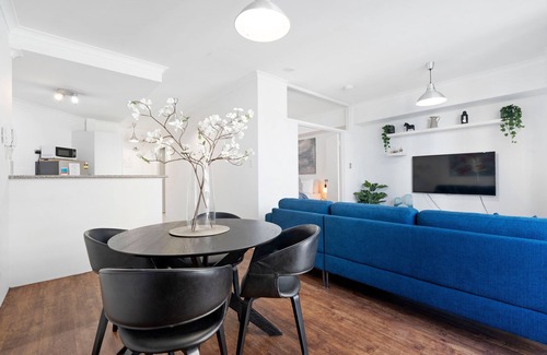 East Perth Apartment | Luxury East Perth - Sleeps 2 - Superior Wifi