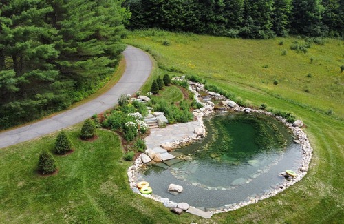 Woodstock House | 🌺Luxury Estate🌳 25 Gorgeous Acres of Privacy 🌳Family Getaway🌳Swimming Pond🌺