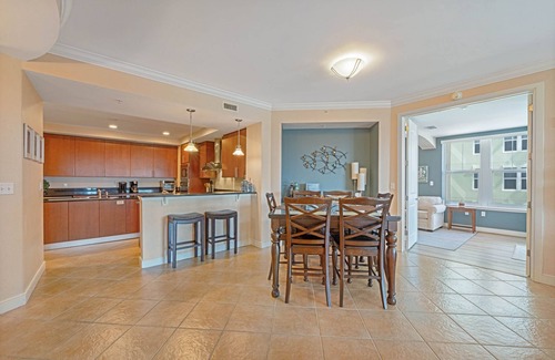 Daytona Beach Condo | LUXURY FAMILY CONDO ON THE BEACH
