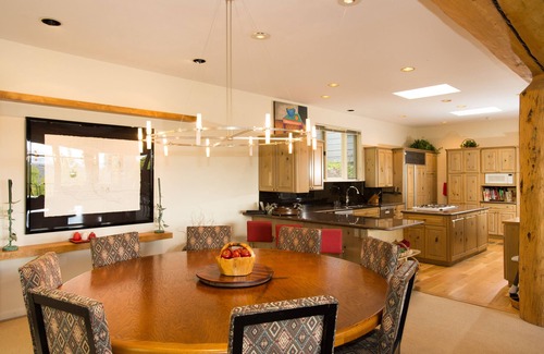 Snowmass Village House | Luxury Family Retreat. Ski-in Ski-Out. Spectacular Mountain Views. Sleeps 12