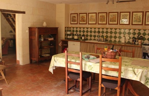 Brion Cottage | Luxury gites & B&B, near Saumur, in 18thC former wine estate, heated pool