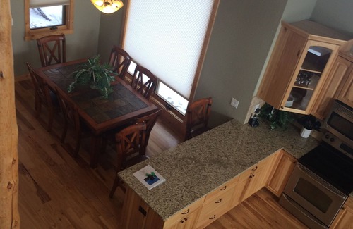 Estes Park House | Luxury Golf Course Getaway – Minutes from Downtown & Wildlife Galore!