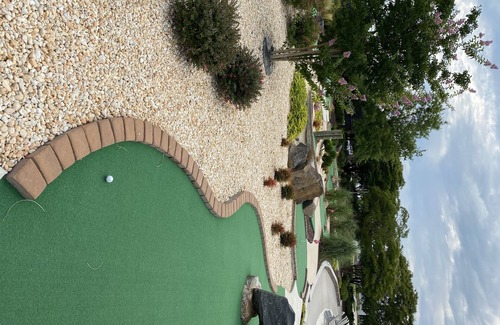 Long Neck House | LUXURY GOLF VACATION GETAWAY - FAMILY FRIENDLY NEAR DELWARE BEACHES